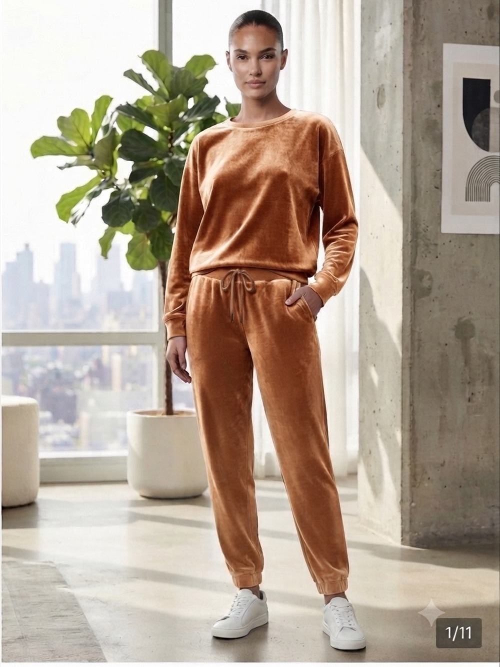 GAP Brown Velour Crewneck Top and Jogger Pant Leisure Set